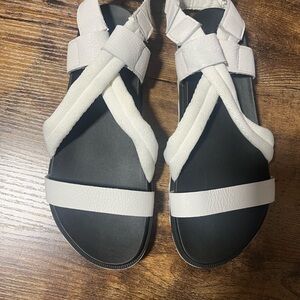 Sorel White Crisscross Sandals